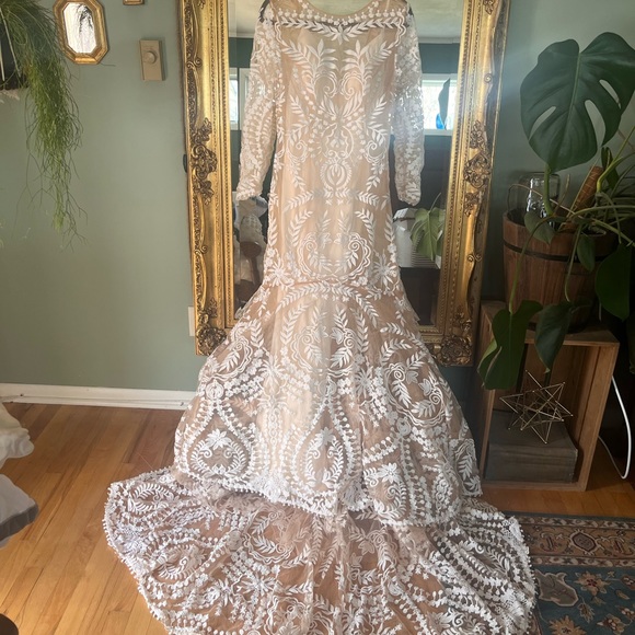 Dresses & Skirts - Queen Gowns Sommer wedding dress